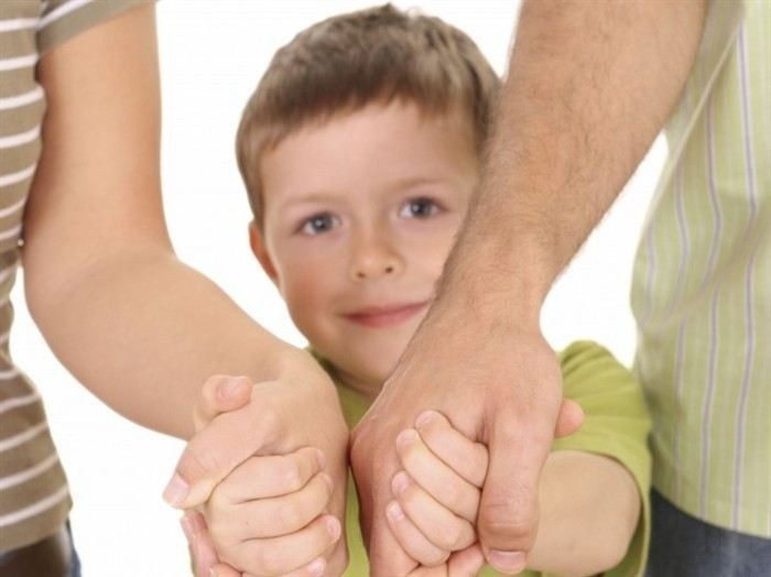 Процесс рассмотрения дел об усыновлении судами Иркутской области