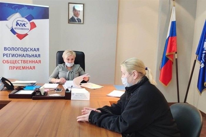 Какие документы нужно приложить к обращению к приставам